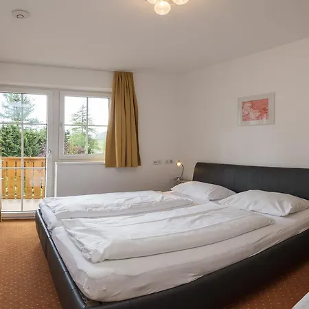 Haus Elisengrund Am Geigenbuehel - Prive Seefeld in Tirol