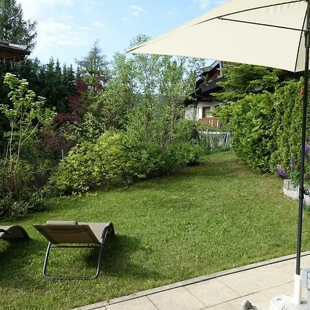 Haus Elisengrund Am Geigenbuehel - Prive Holiday home Seefeld in Tirol