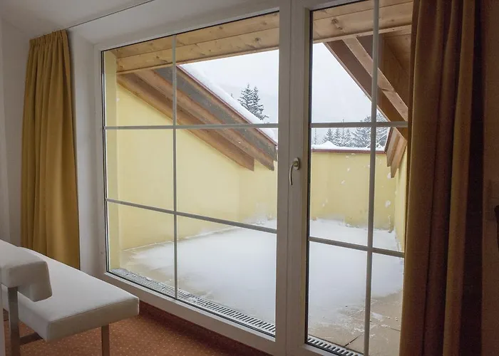 Holiday home Haus Elisengrund Am Geigenbuehel - Prive Seefeld in Tirol