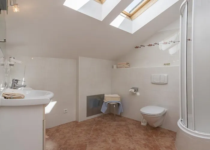 Holiday home Haus Elisengrund Am Geigenbuehel - Prive