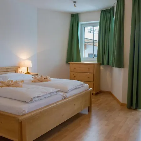 Casa de Férias Haus Elisengrund Am Geigenbuehel - Prive Seefeld in Tirol